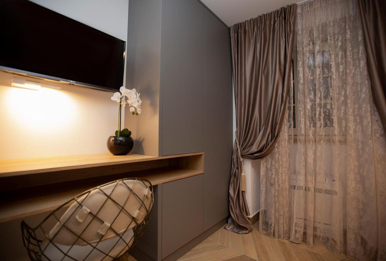 Luxury Apartments Lilly 2 สปลิท ภายนอก รูปภาพ